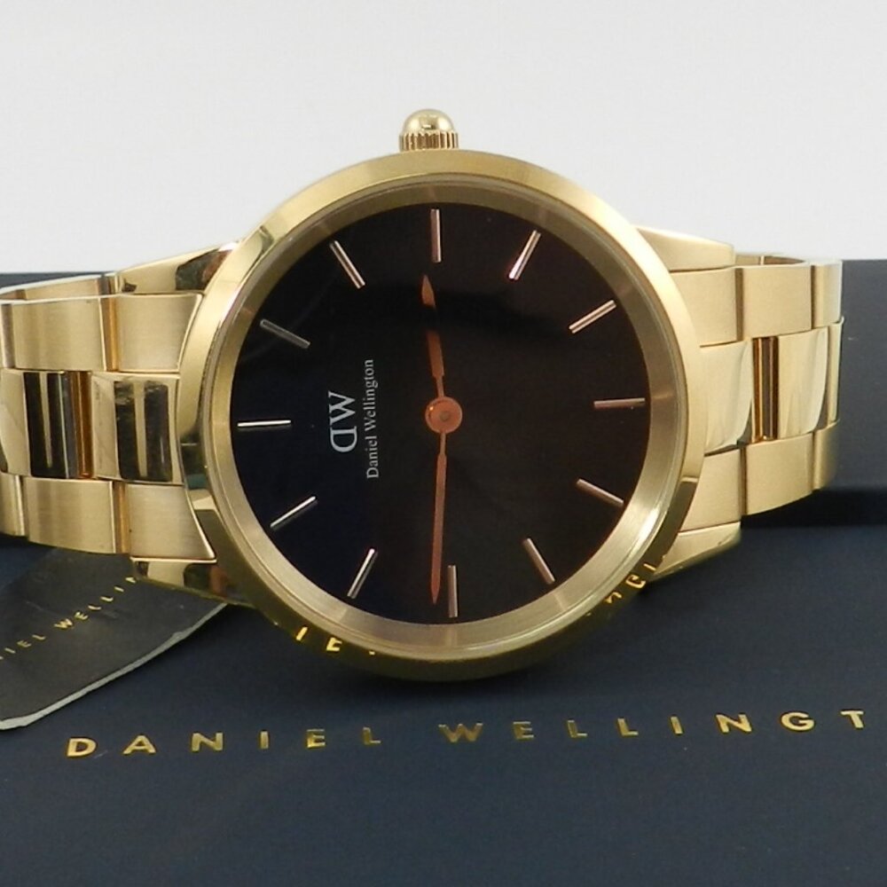 Daniel Wellington Iconic Link Watch, 40mm